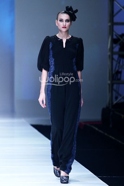 Jakarta, Indonesia - 09 Oktober 2013. Votum by Sebastian Gunawan Dusk & Dawn at Skeeno Hall Lt.3. Gandaria City. Jakarta. [Foto: Mohammad Abduh/Wolipop]