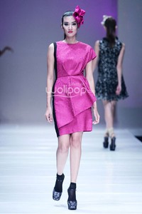 Jakarta, Indonesia - 09 Oktober 2013. Votum by Sebastian Gunawan Dusk & Dawn at Skeeno Hall Lt.3. Gandaria City. Jakarta. [Foto: Mohammad Abduh/Wolipop]