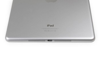 iPad Air hadir dengan bobot hanya 1 pon dan dengan ketebalan hanya 7,5 mm dan dimensi layar 9.7 inch. (kredit foot: ifixit)