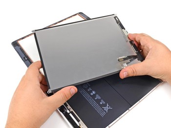 Total rata-rata ongkos produksi iPad Air berkisar antara USD 274 sampai USD 361, ini berarti USD 42 lebih murah dibanding total biaya produksi iPad generasi ketiga. (kredit foot: ifixit)