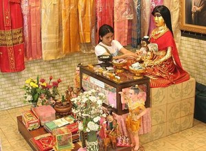 Legenda Cinta Horor di Kuil Thailand