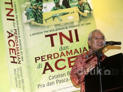 Peluncuran Buku TNI dan Perdamaian di Aceh