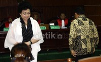 Hartati mengaku pernah diminta sumbangan oleh Amran saat bertemu di lobi Grand Hyatt, Jakarta. Lamhot Aritonang/detikFoto.
