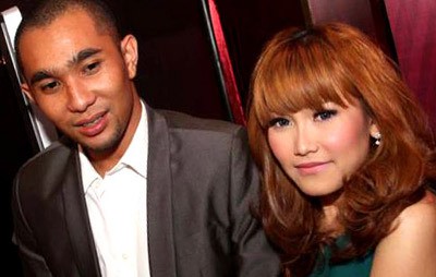 Ayu Ting Ting, Alamat Palsu dan Ancaman Perceraian