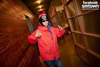 Gaya jadul Donghae. (SME)