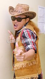Yiha! Sule dan Anak Kompak Bergaya Cowboy