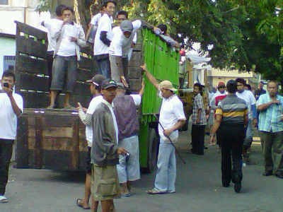 Warga Kalimas Tolak Lahannya Dieksekusi