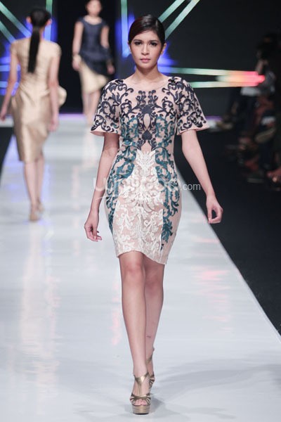 Jakarta, Indonesia - 19 Oktober 2013. Albert Yanuar Shadow Of Ma Hyang. Jakarta Fashion Week 2014 at Senayan City. Jakarta. [Foto: Mohammad Abduh/Wolipop]