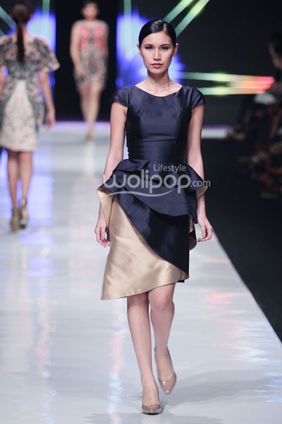 Jakarta, Indonesia - 19 Oktober 2013. Albert Yanuar Shadow Of Ma Hyang. Jakarta Fashion Week 2014 at Senayan City. Jakarta. [Foto: Mohammad Abduh/Wolipop]