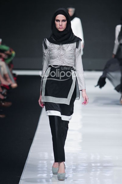 Jakarta, Indonesia - 19 Oktober. Jenahara Eastern Opulence. Jakarta Fashion Week 2014 at Senayan City. 19 Oktober 2013. Jakarta. [Foto: Mohammad Abduh/Wolipop]