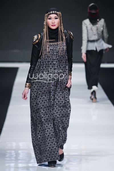 Jakarta, Indonesia - 19 Oktober. Jenahara Eastern Opulence. Jakarta Fashion Week 2014 at Senayan City. 19 Oktober 2013. Jakarta. [Foto: Mohammad Abduh/Wolipop]