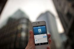 Twitter: 140 Karakter Senilai Rp 140 Triliun