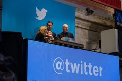 Twitter: 140 Karakter Senilai Rp 140 Triliun
