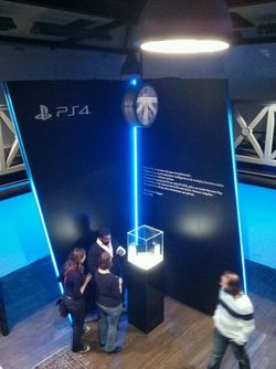 Apartemen 4, Surganya Gamer PlayStation 4