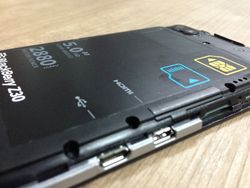 BlackBerry Z30, Ponsel Jumbo Tahan Banting