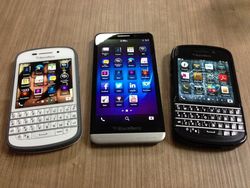 BlackBerry Z30, Ponsel Jumbo Tahan Banting