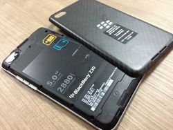 BlackBerry Z30, Ponsel Jumbo Tahan Banting