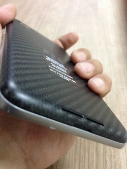 BlackBerry Z30, Ponsel Jumbo Tahan Banting