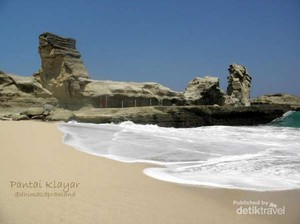 Batu Sphinx dan Seruling Samudera di Pantai Klayar