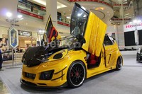 Mobil yang telah dimodifikasi dipamerkan di Honda Jazz Tuning Contest.