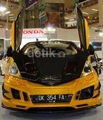 Honda Jazz Seharga Rp 800 Juta