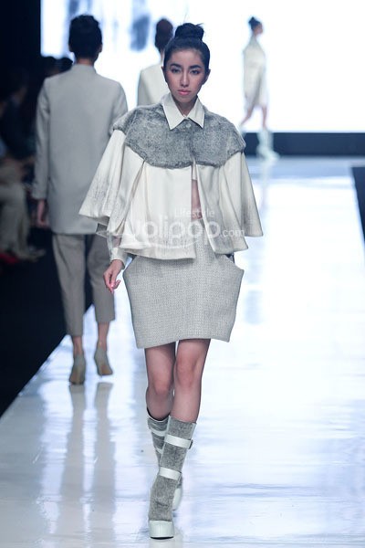 Jakarta, Indonesia - 20 Oktober. Lily Rika Anggraeni Winter Beast. LASALLE COLLEGE INTERNATIONAL JAKARTA presents SIGNATURE 2014 Jakarta Fashion Week 2014 at Senayan City. 20 Oktober 2013. Jakarta. [Foto: Mohammad Abduh/Wolipop]