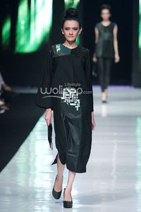 Jakarta, Indonesia - 20 Oktober. Jesica Suprin Mazed. LASALLE COLLEGE INTERNATIONAL JAKARTA presents SIGNATURE 2014 Jakarta Fashion Week 2014 at Senayan City. 20 Oktober 2013. Jakarta. [Foto: Mohammad Abduh/Wolipop]