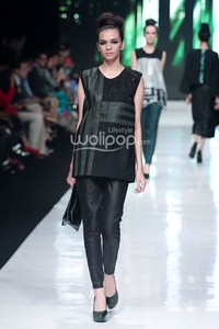 Jakarta, Indonesia - 20 Oktober. Jesica Suprin Mazed. LASALLE COLLEGE INTERNATIONAL JAKARTA presents SIGNATURE 2014 Jakarta Fashion Week 2014 at Senayan City. 20 Oktober 2013. Jakarta. [Foto: Mohammad Abduh/Wolipop]