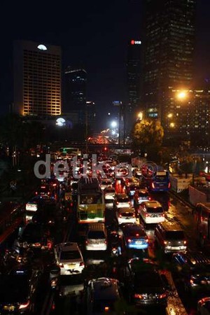 Mengatasi Macet di Jakarta, Sudah Nyamankah Angkutan Umum?