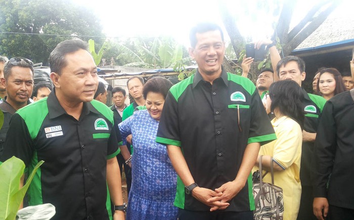 Tinjau Lahan Pembibitan Budiasi, Menhut Kepincut Bibit Asam Laos