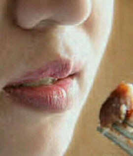 Berat Badan Tak Kunjung Turun? Mungkin Anda Perlu Mengunyah Makanan dengan Benar