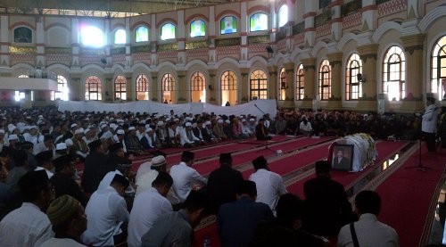 Ribuan Santri Doakan Suami Ratu Atut