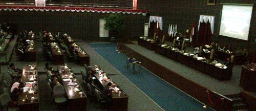 H+1 Pemakaman Suaminya, Ratu Atut Hadiri Rapat Paripurna DPRD Banten