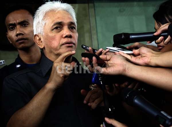 Hatta: Kok Memangkas Perizinan Susah Betul