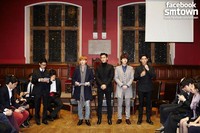 Eunhyuk, Siwon, Kyuhyun, dan Kangin mewakili member Super Junior lainnya sebagai pembicara dalam kuliah umum tersebut. (SME)