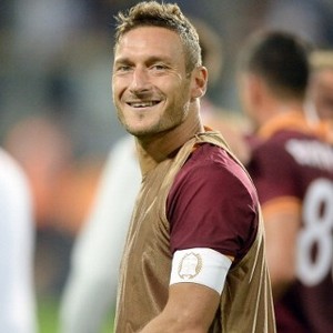 Roma Mulai Rindukan Totti?