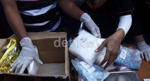 WN Jerman Ditangkap, Selundupkan 2 kg Sabu dalam Dus Susu