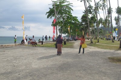 Cantiknya Pantai WTC, Ancol ala Raja Ampat