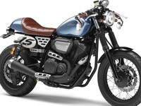 Mengusung nuansa retro, BOLT Cafe seolah datang dari masa lalu. Motor konsep ini hadir dengan sasis yang ramping dan kompak untuk menyokong mesin V-Twin berkapasitas 950 cc.