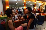Melihat Persiapan Pertunjukkan Teater Koma