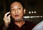 Beberapa Mantan Calon Bupati Jenguk Akil Mochtar