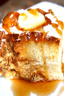 Mau Bikin Bread Pudding yang Enak? Pakai Saja Croissant dan Brioche!
