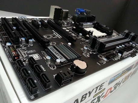 Mengintip Kemampuan Mainboard Kelas Menengah Gigabyte