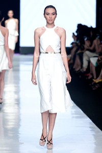 Jakarta, Indonesia - 21 Oktober. Peggy Hartanto Quantum. Jakarta Fashion Week 2014 at Senayan City. 21 Oktober 2013. Jakarta. [Foto: Mohammad Abduh/Wolipop]