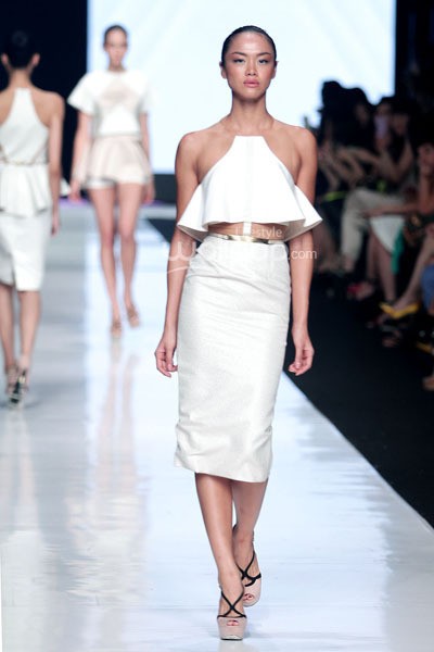 Jakarta, Indonesia - 21 Oktober. Peggy Hartanto Quantum. Jakarta Fashion Week 2014 at Senayan City. 21 Oktober 2013. Jakarta. [Foto: Mohammad Abduh/Wolipop]