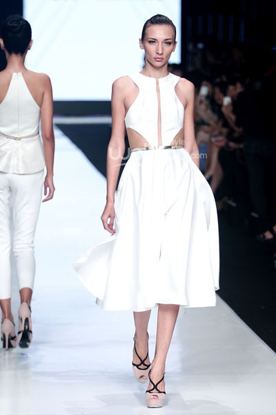 Jakarta, Indonesia - 21 Oktober. Peggy Hartanto Quantum. Jakarta Fashion Week 2014 at Senayan City. 21 Oktober 2013. Jakarta. [Foto: Mohammad Abduh/Wolipop]