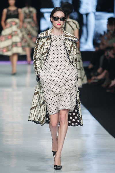 Jakarta, Indonesia - 21 Oktober. Edward Hutabarat Annual Show The Parang. Jakarta Fashion Week 2014 at Senayan City. 21 Oktober 2013. Jakarta. [Foto: Mohammad Abduh/Wolipop]