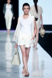 Jakarta, Indonesia - 21 Oktober. Ardistia Dwiasri JUARA. Jakarta Fashion Week 2014 at Senayan City. 21 Oktober 2013. Jakarta. [Foto: Mohammad Abduh/Wolipop]