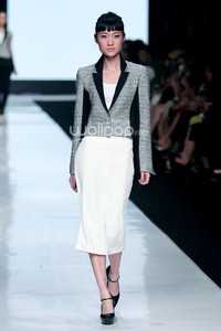 Jakarta, Indonesia - 21 Oktober. Ardistia Dwiasri JUARA. Jakarta Fashion Week 2014 at Senayan City. 21 Oktober 2013. Jakarta. [Foto: Mohammad Abduh/Wolipop]