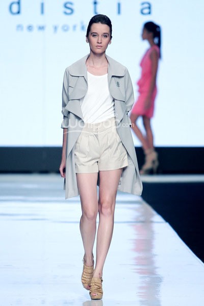 Jakarta, Indonesia - 21 Oktober. Ardistia Dwiasri JUARA. Jakarta Fashion Week 2014 at Senayan City. 21 Oktober 2013. Jakarta. [Foto: Mohammad Abduh/Wolipop]